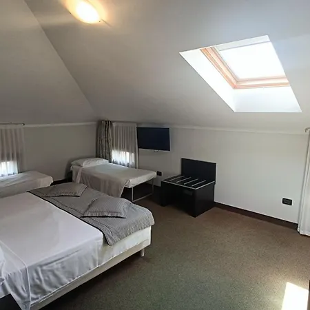 Pannonia Ξενοδοχείο