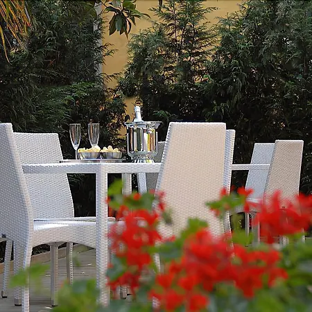 Otel Pannonia Venedik-Lido