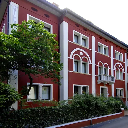 Pannonia 4*
