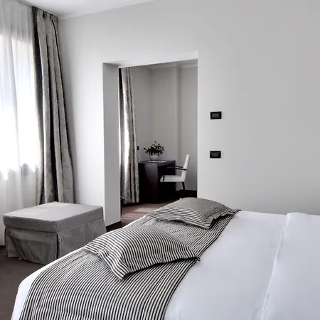 Готель Pannonia 4*