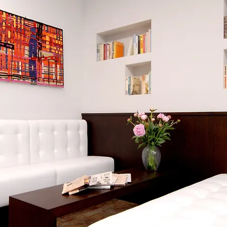 Готель Pannonia Lido di Venezia