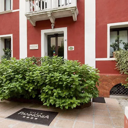 Готель Pannonia 4*