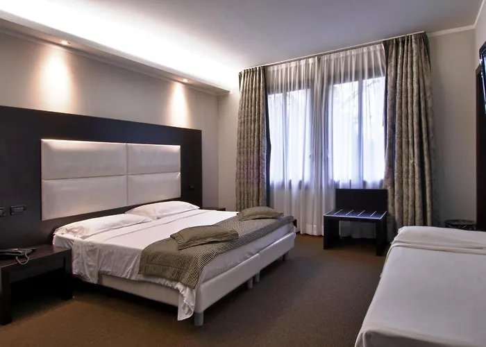 فندق بانونيا