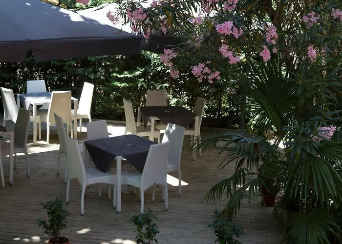 بانونيا فندق