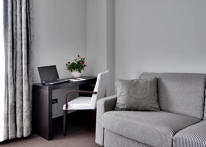 فندق بانونيا 4*